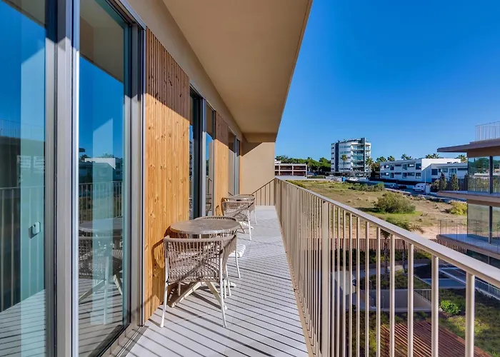 2bdr Horizon In Appartement Quarteira